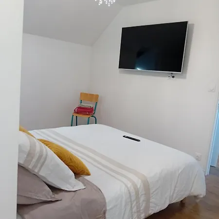Chambre, Salle De Bain, Toilette, Salon Privatif Sainte-Marie-du-Mont (Manche)
