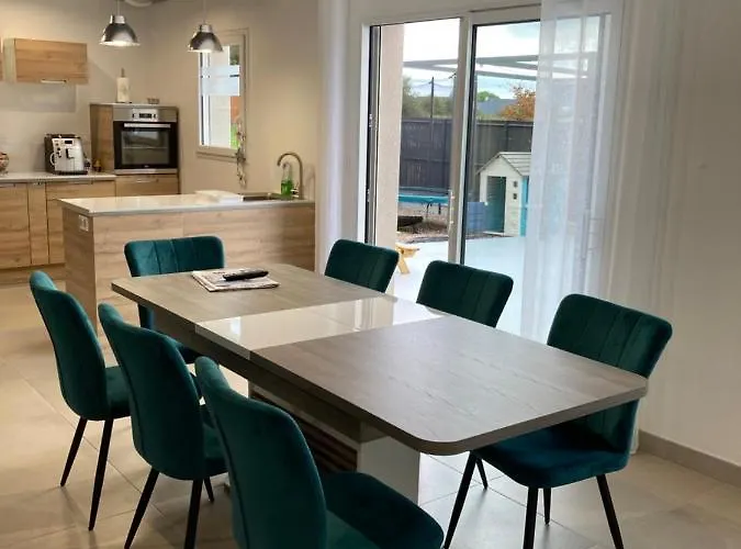 Chambre, Salle De Bain, Toilette, Salon Privatif 3* Sainte-Marie-du-Mont (Manche)